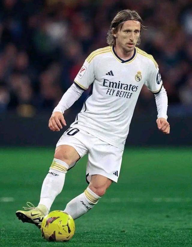 迈阿密国际官方：韦甘特、皮科、赛勒以及亚伯勒四名球员离队（迈阿密国际官宣：韦甘特、皮科、赛勒和亚伯勒四人离队）