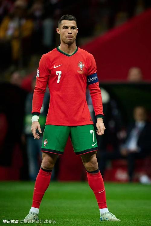 记者：在安古伊萨伤势确定后，那不勒斯立即瞄准了弗拉泰西（记者：安古伊萨伤情敲定后，那不勒斯火速锁定弗拉泰西）