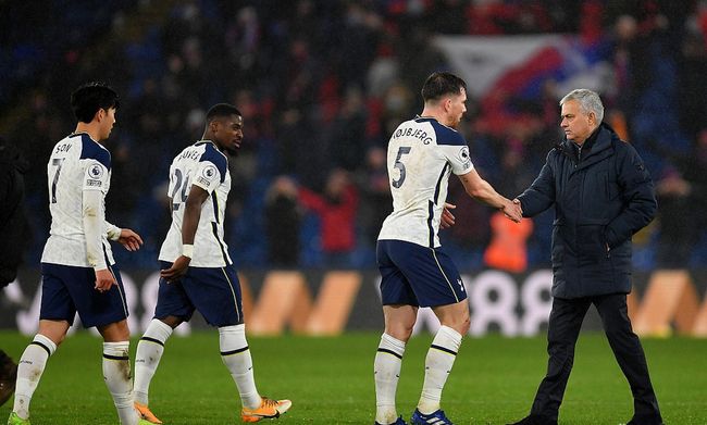 NBA：湖人险胜火箭 詹姆斯砍下38分（詹姆斯轰38分 湖人险取火箭）