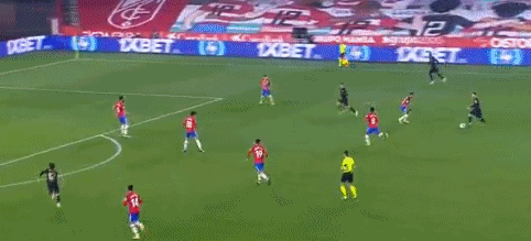 媒体人：河南球迷个人项目《制造越位》本周日将在郑州开展（媒体人称：河南球迷个人项目《制造越位》将于本周日在郑州启动）